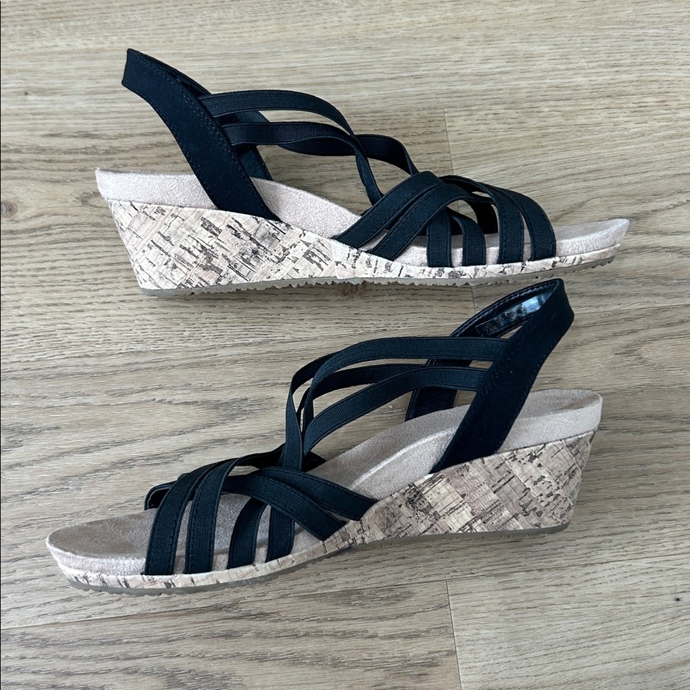 LifeStride Mallory Black Strappy Wedge Sandals EUC Size 7.5 - Picture 4 of 8